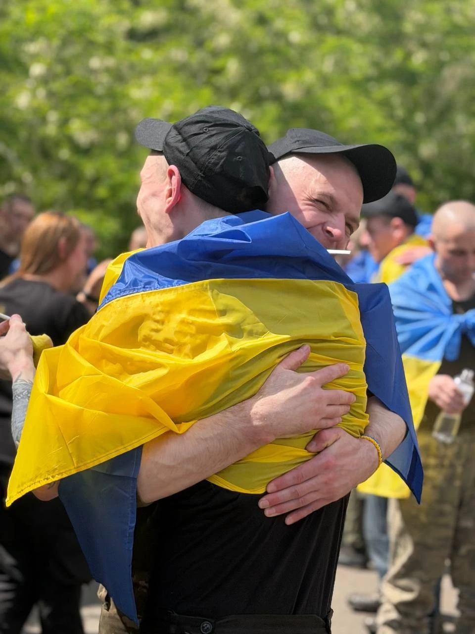 Одеська область зустрічає своїх: з неволі визволили дванадцятьох захисників